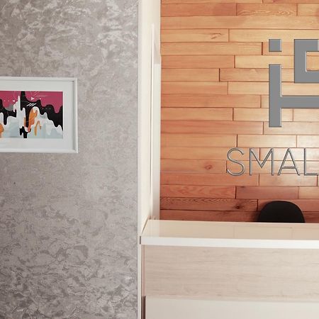 Small Hotel Bishkek Esterno foto