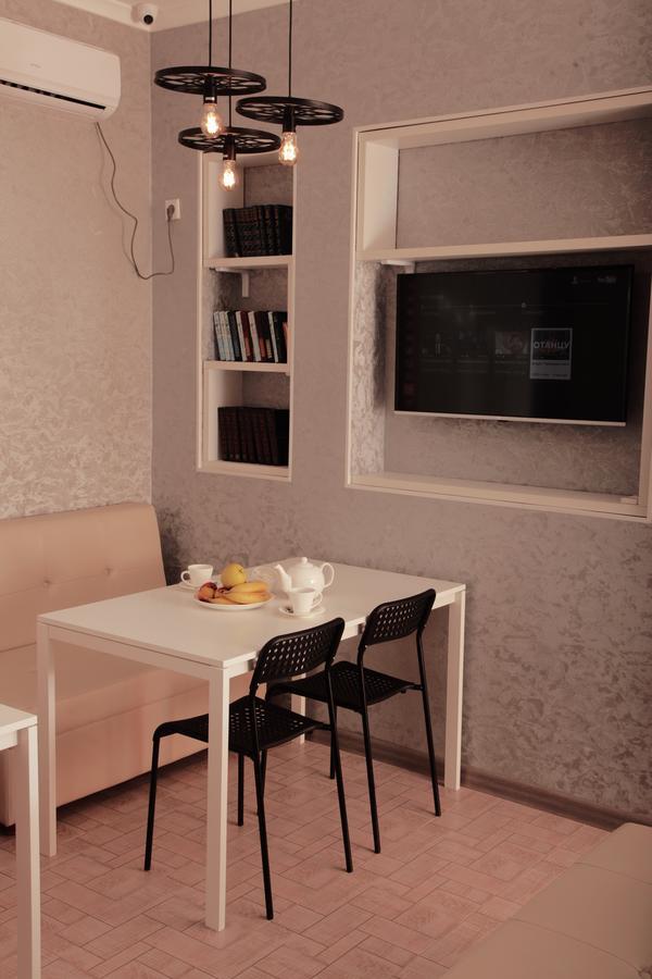 Small Hotel Bishkek Esterno foto