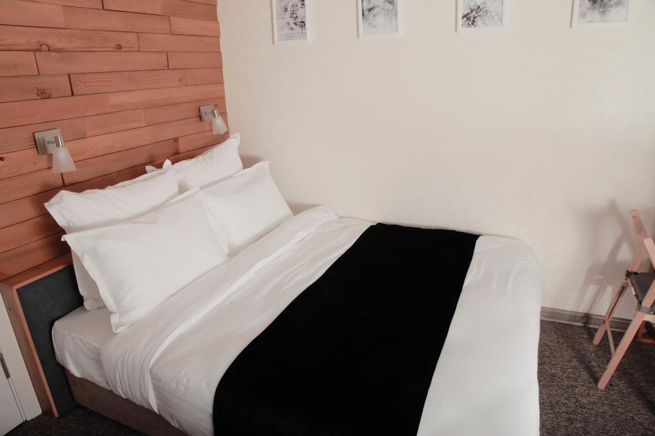 Small Hotel Bishkek Esterno foto