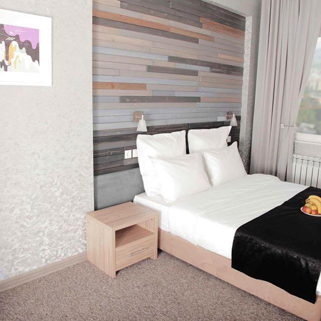 Small Hotel Bishkek Esterno foto